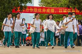 欧冠本周最佳球员候选：莱万领衔，阿瑙托维奇&加雷诺在列